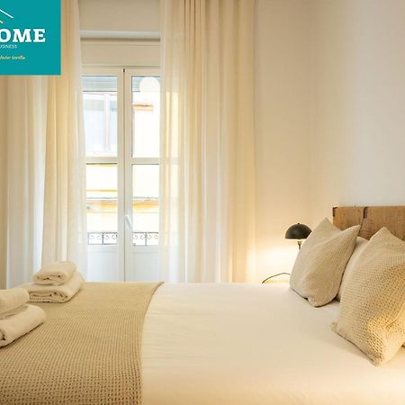 180 Home Goyeneta Luxury Sevilla Bagian luar foto