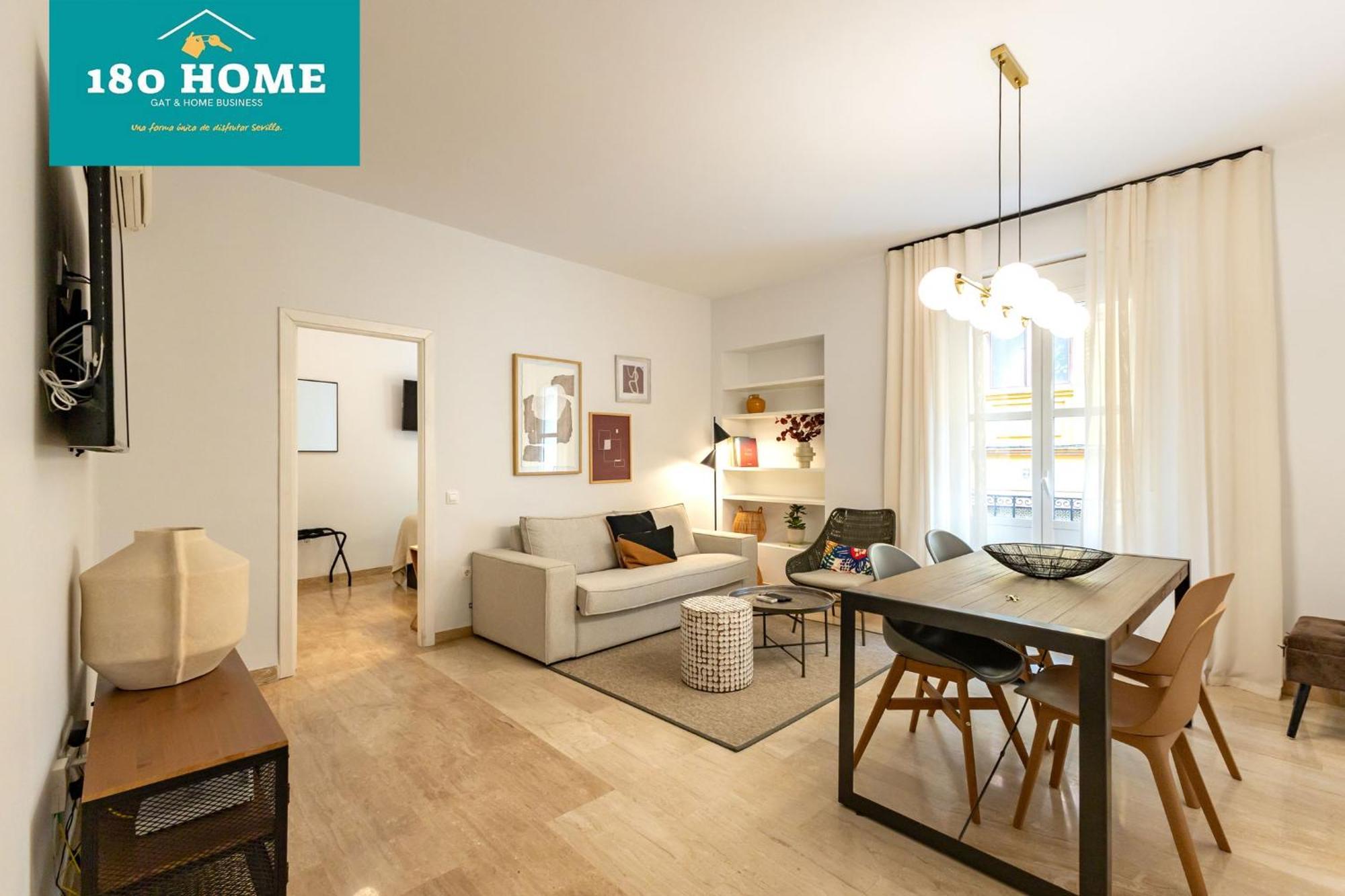 180 Home Goyeneta Luxury Sevilla Bagian luar foto