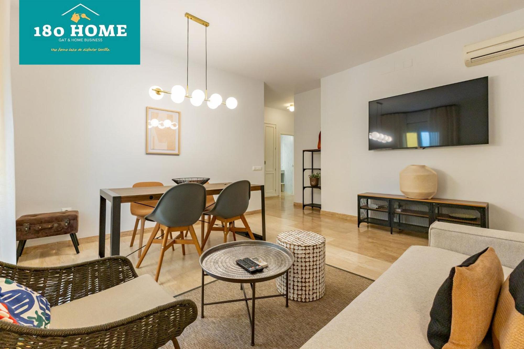 180 Home Goyeneta Luxury Sevilla Bagian luar foto