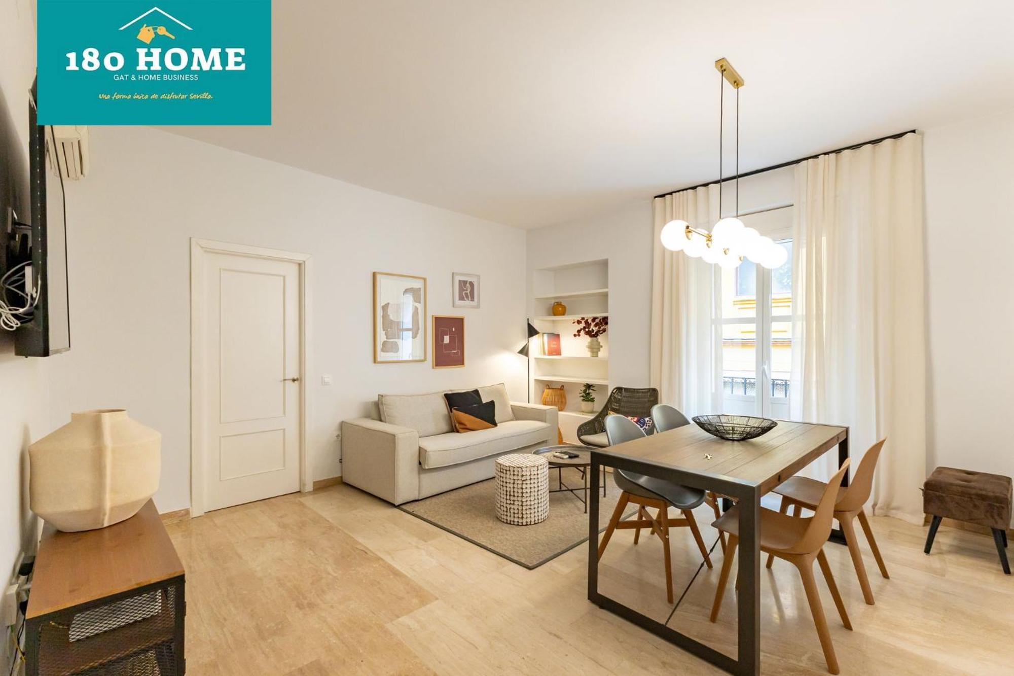 180 Home Goyeneta Luxury Sevilla Bagian luar foto